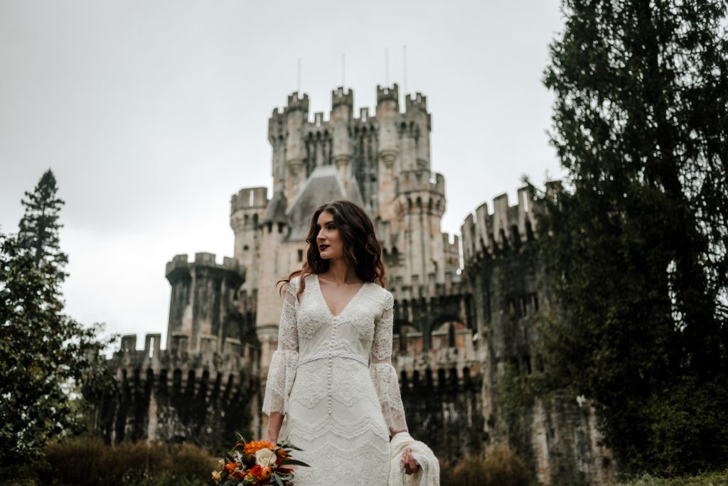 Pia Alvero fotografia editorial Castillo de Butron 45 - The Unfettered Bride